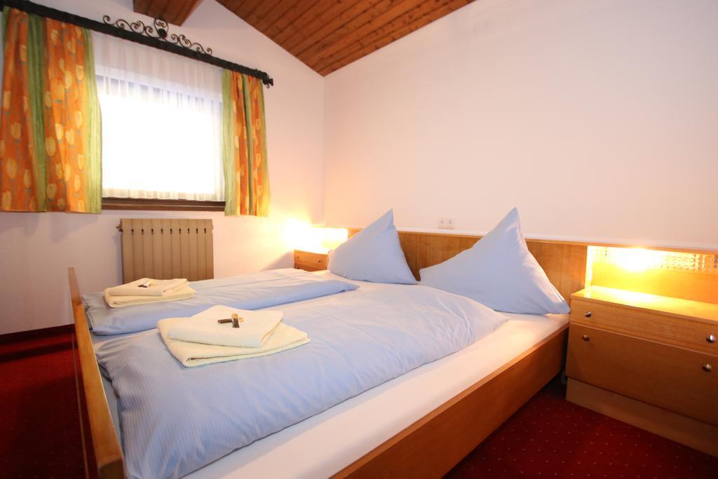 Appartement Haus Sonnenterrasse à Sankt Veit im Pongau Extérieur photo
