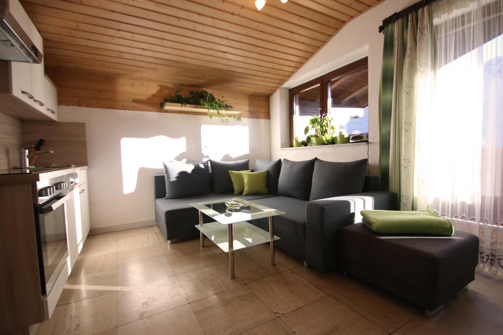Appartement Haus Sonnenterrasse à Sankt Veit im Pongau Extérieur photo